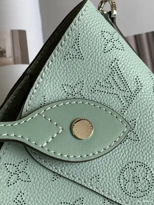 Cheap HINA LOUIS PM VUITTON 0602